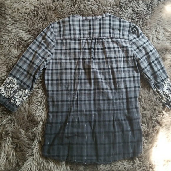 Johnny Was shirt - Picture 6 of 8